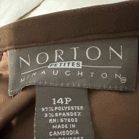 Brown corduroy mid length skirt - Picture 2 of 2